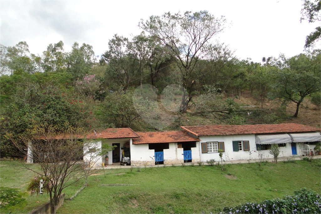 Chácara à venda com 2 quartos, sendo 1 suíte, em Santa Cândida, Vinhedo, SP