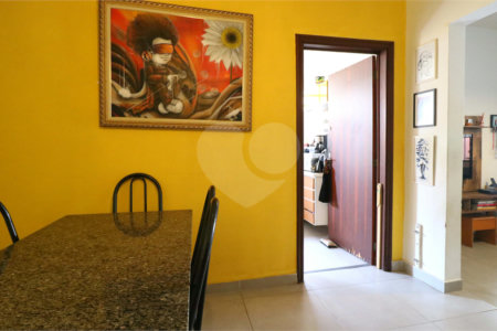 Casa Térrea à venda com 2 quartos em Vila Romana, São Paulo, SP