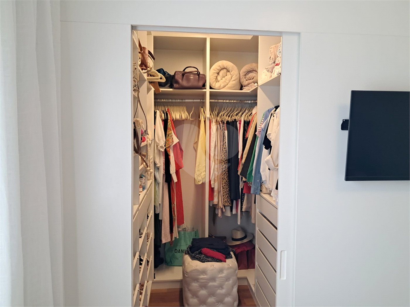 Apartamento à venda com 3 quartos, sendo 1 suíte, em Chácara Santo Antônio, São Paulo, SP