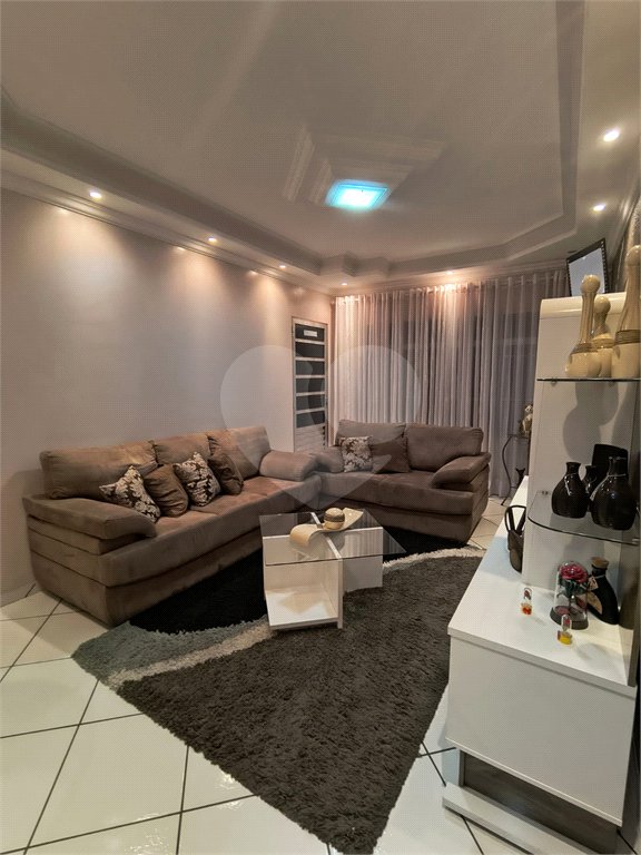 Casa à venda com 4 quartos, sendo 2 suítes, em Residencial Monte Verde, Indaiatuba, SP