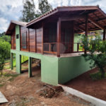 Casa à venda com 2 quartos, sendo 1 suíte, no condomínio Chácara Pedra Grande, Atibaia - SP