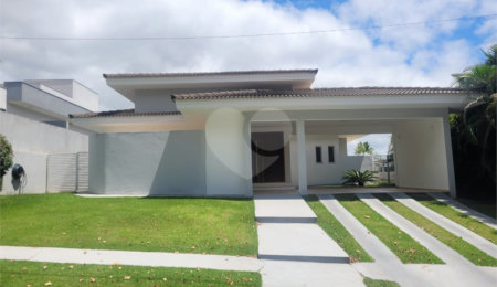 Casa à venda com 3 suítes no condomínio Village Saint Charbel, Araçoiaba da Serra - SP