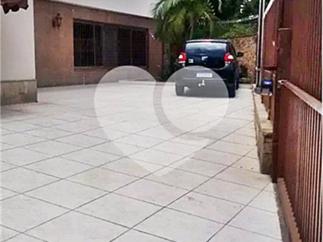 Sobrado à venda com 8 quartos, sendo 5 suítes, em Jardim França, São Paulo, SP