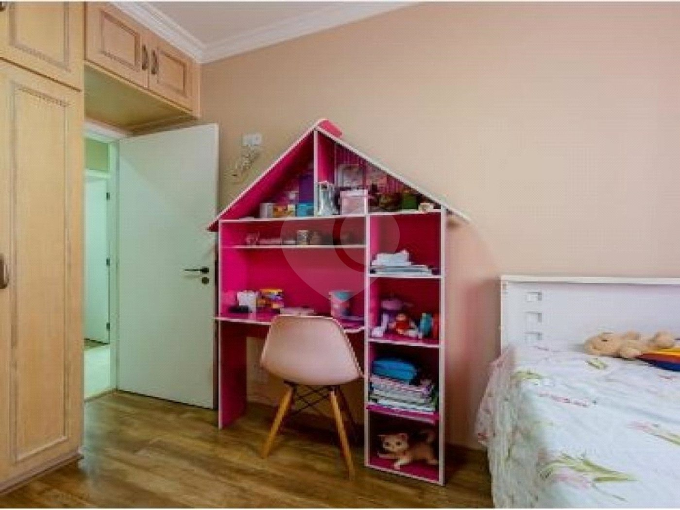 Apartamento à venda com 3 quartos, sendo 1 suíte,  em Jardim Monte Kemel, São Paulo, SP