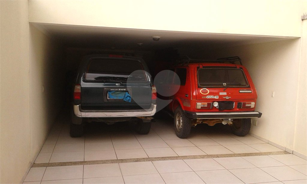 Casa à venda com 3 suítes em Campo Grande, São Paulo, SP