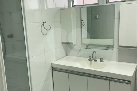 Apartamento à venda com 3 quartos, sendo 1 suíte,  em Vila Caraguatá, São Paulo, SP