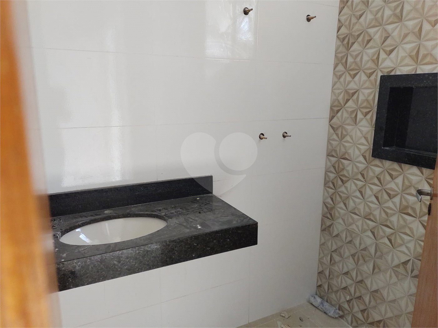 Sobrado à venda com 3 quartos, sendo 1 suíte,  em Campo Grande, São Paulo, SP