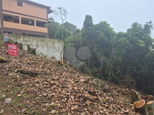 Terreno à venda no condomínio Parque Imperial da Cantareira, Mairiporã - SP