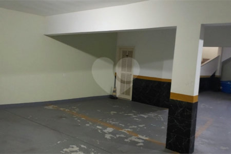 Casa à venda com 3 suítes no condomínio Itapuã XI, São Paulo - SP