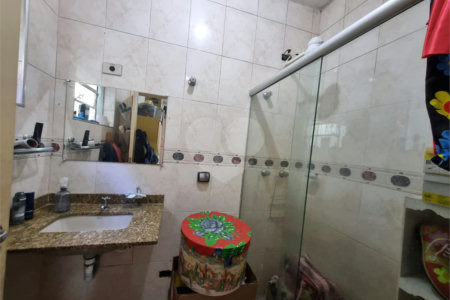Casa à venda com 4 quartos, sendo 1 suíte,  em Jardim Guarujá, Sorocaba, SP