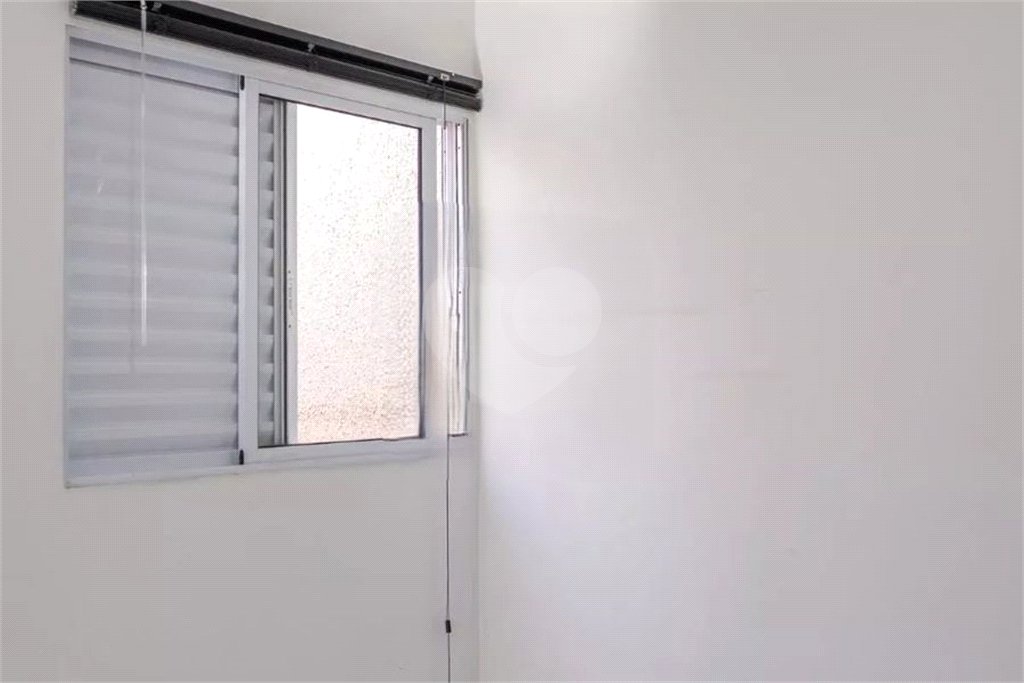 Casa à venda com 3 quartos, sendo 1 suíte,  no condomínio Rafaela I, São Paulo - SP