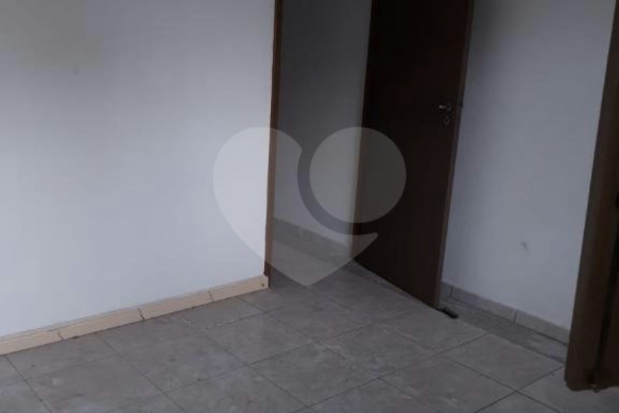 Sobrado à venda com 2 quartos em Tremembé, São Paulo, SP