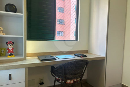 Apartamento à venda com 3 quartos em Campo Grande, São Paulo, SP