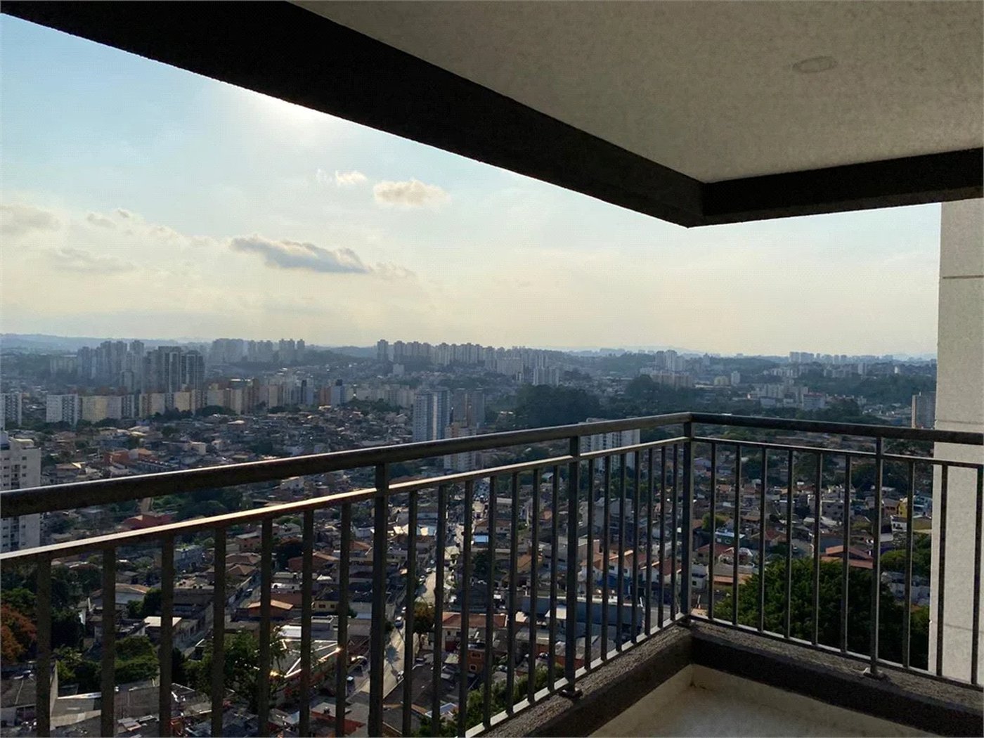 Apartamento à venda com 3 suítes em Jardim Caboré, São Paulo, SP