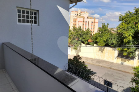 Sobrado à venda com 3 quartos, sendo 1 suíte, no Centro, Indaiatuba, SP