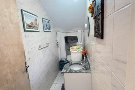 Casa à venda com 3 quartos, sendo 1 suíte, em Bosque dos Eucaliptos, São José dos Campos, SP