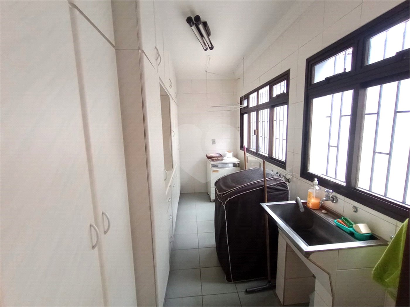 Sobrado à venda com 4 quartos, sendo 1 suíte, em Vila Macedópolis, São Paulo, SP