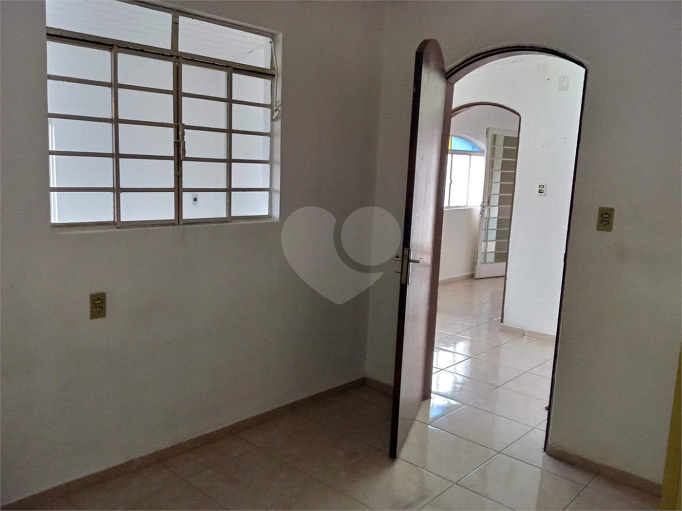 Casa à venda com 4 quartos, sendo 1 suíte, no Centro, Sorocaba, SP