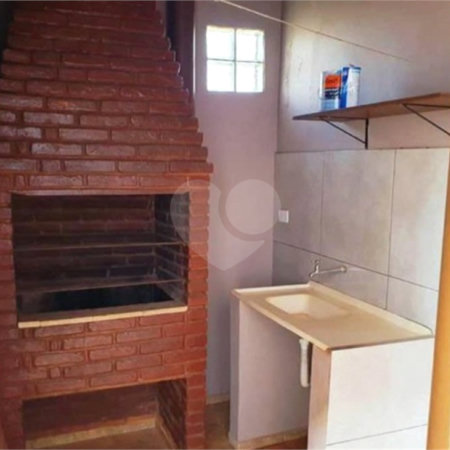 Casa à venda com 3 quartos, sendo 1 suíte, no Centro, Ouro Fino, MG