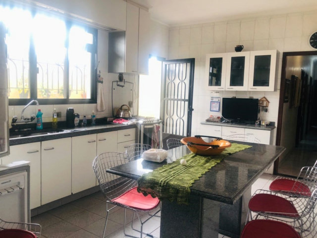 Casa Térrea à venda com 3 quartos, sendo 1 suíte,  em Jardim Brasil (zona Norte), São Paulo, SP