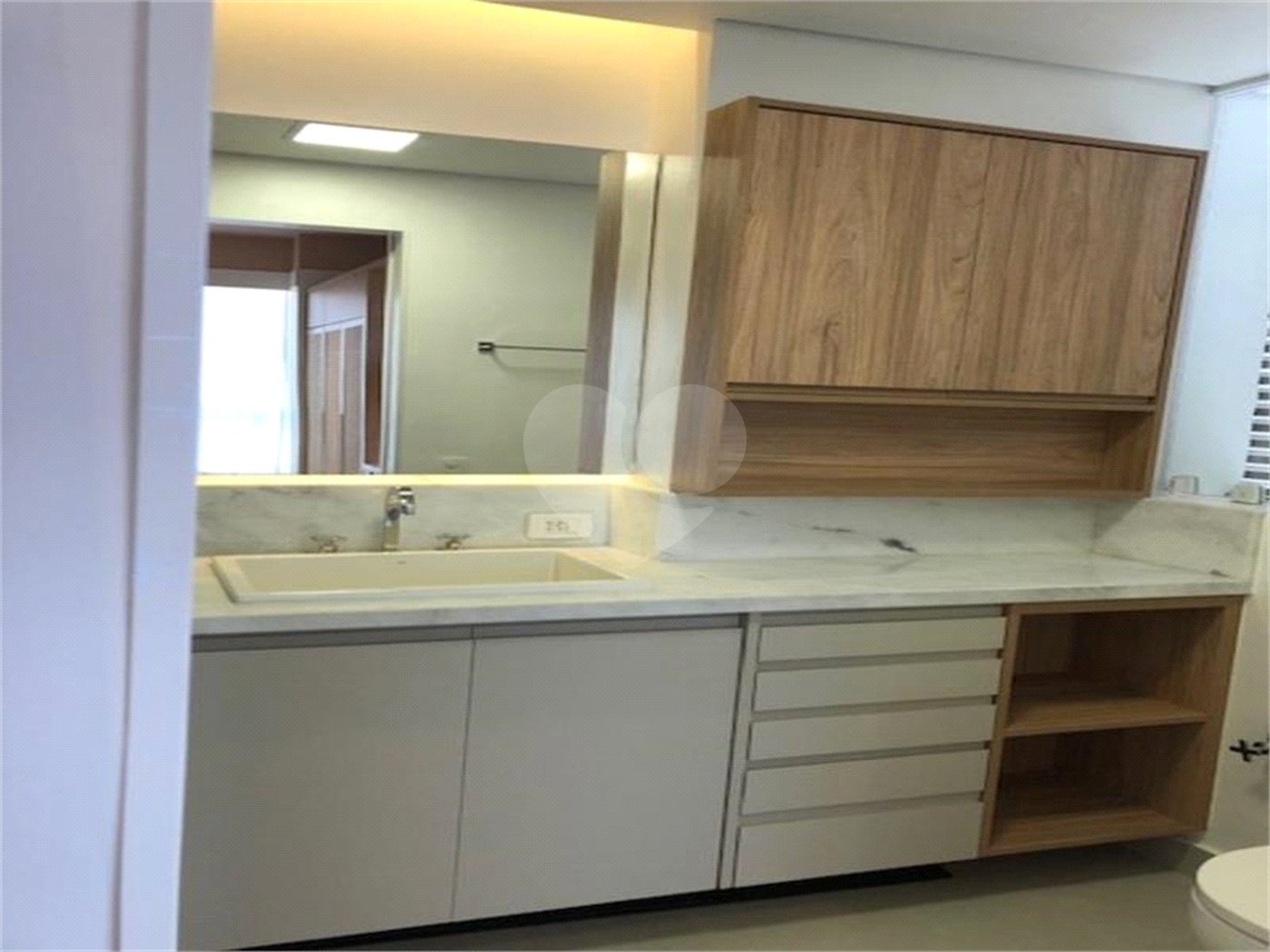 Flat à venda com 1 suíte em Santana, São Paulo, SP