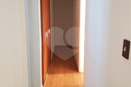 Casa à venda com 4 quartos, sendo 1 suíte,  em Vila Oliveira, Mogi das Cruzes, SP