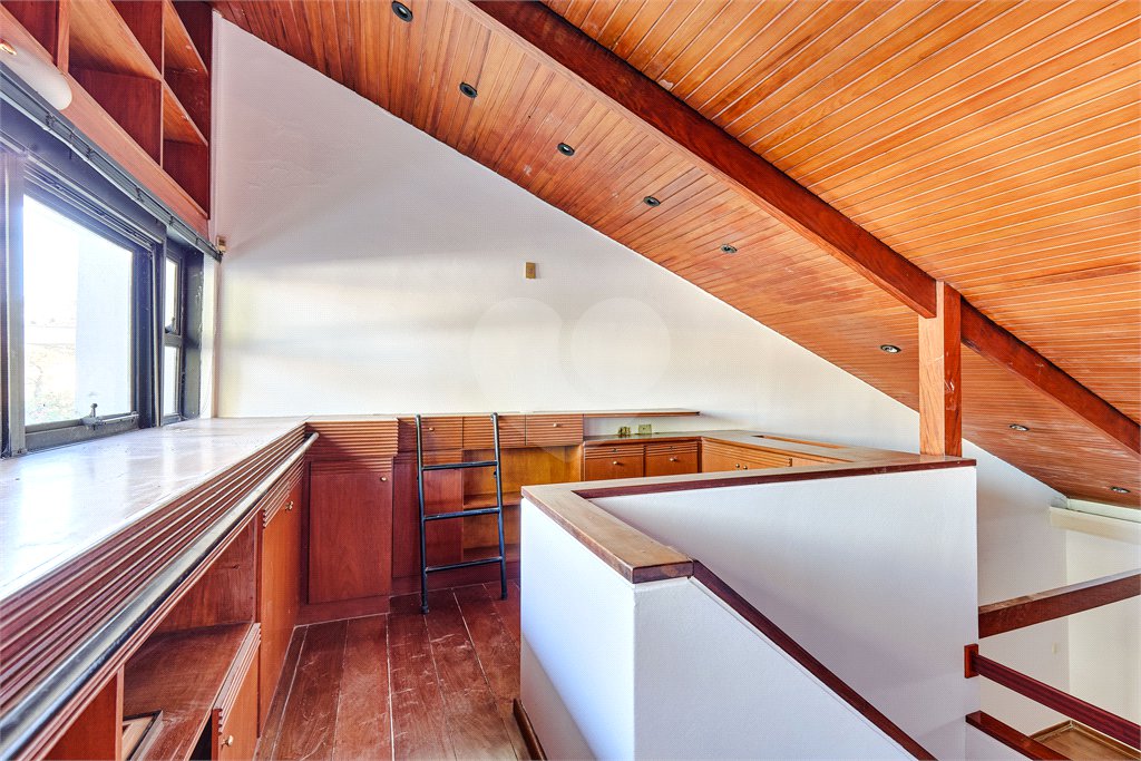 Casa à venda com 3 quartos, sendo 1 suíte, em Brooklin, São Paulo, SP