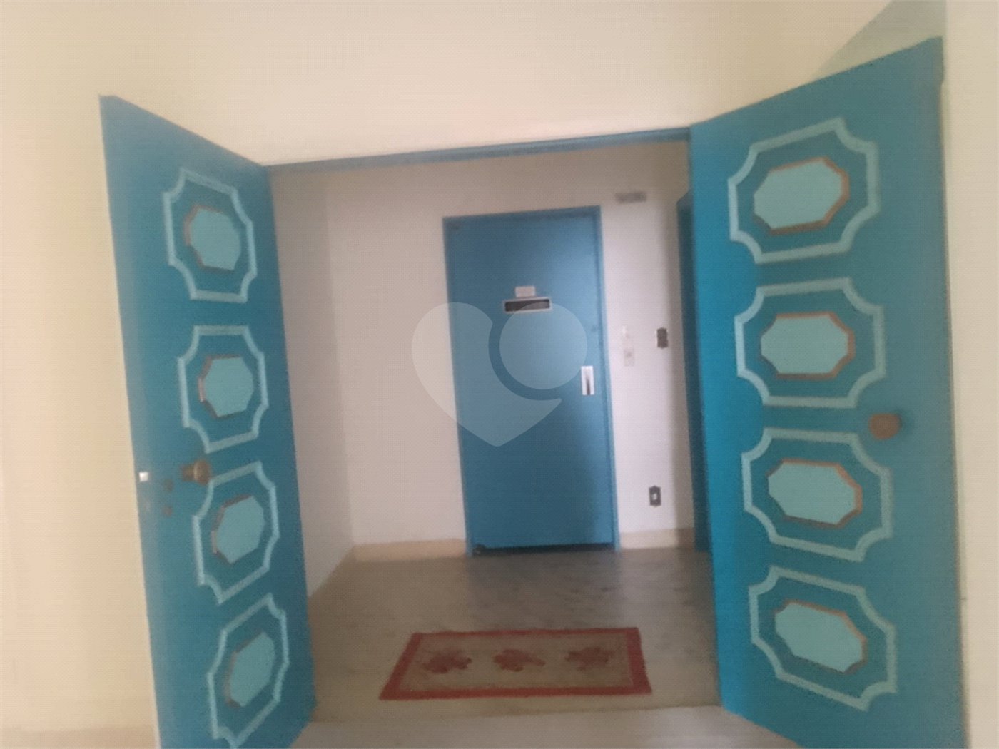 Apartamento à venda com 4 quartos, sendo 1 suíte, em República, São Paulo, SP