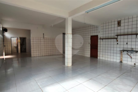 Salão para alugar em Chapadinha, Itapetininga, SP