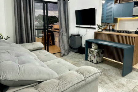 Apartamento à venda com 2 quartos, sendo 1 suíte,  no Centro, Mogi das Cruzes, SP