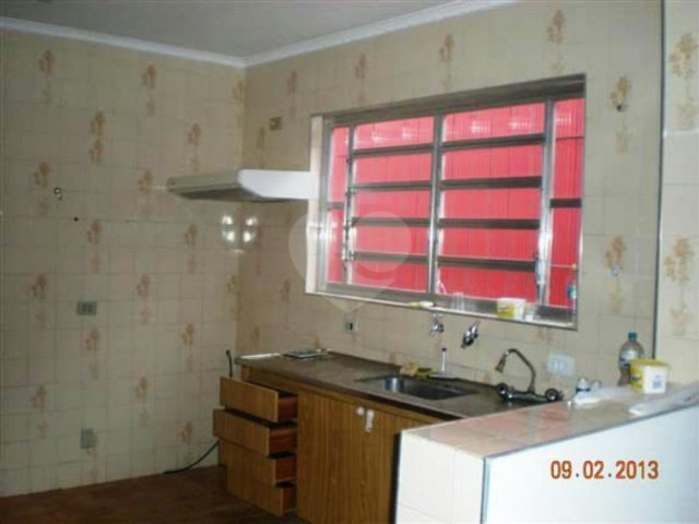 Sobrado à venda com 3 quartos, sendo 1 suíte,  em Vila Nivi, São Paulo, SP