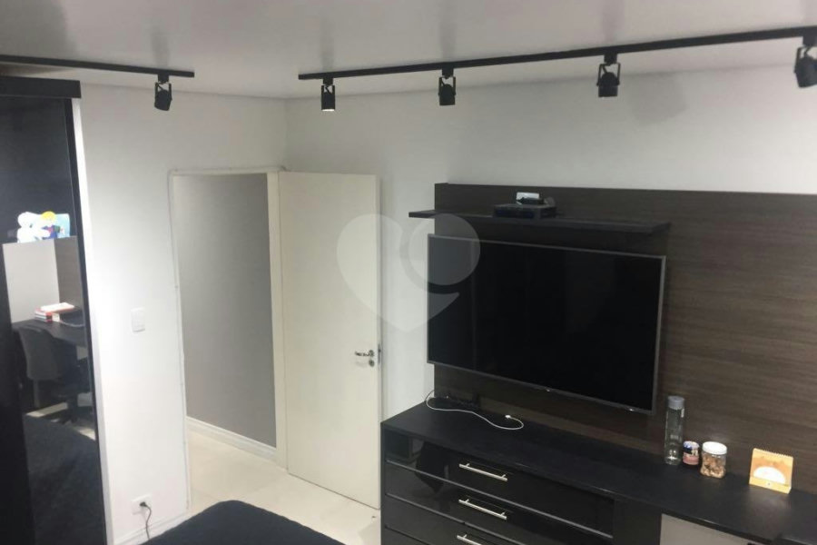 Sobrado à venda com 2 quartos em Santana, São Paulo, SP