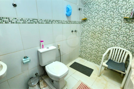 Casa à venda com 3 quartos, sendo 1 suíte, em Parque Residencial Vale do Sol, Araraquara, SP