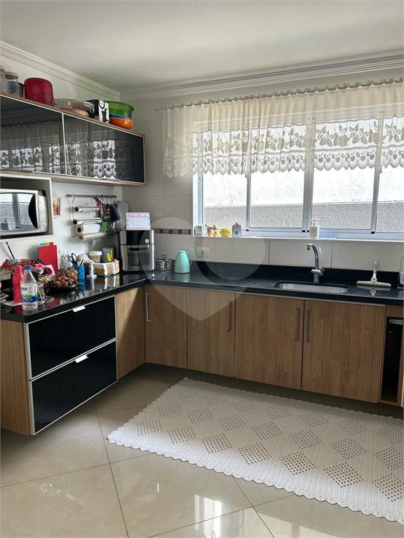 Casa à venda com 3 quartos, sendo 1 suíte,  em Vila Vitória, Mogi das Cruzes, SP