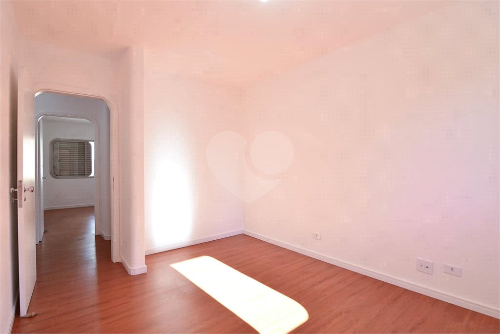 Apartamento à venda com 4 quartos, sendo 2 suítes,  em Brooklin Paulista, São Paulo, SP