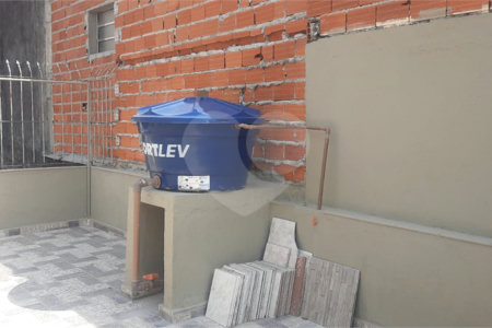 Sobrado à venda com 3 quartos em Rio Pequeno, São Paulo, SP