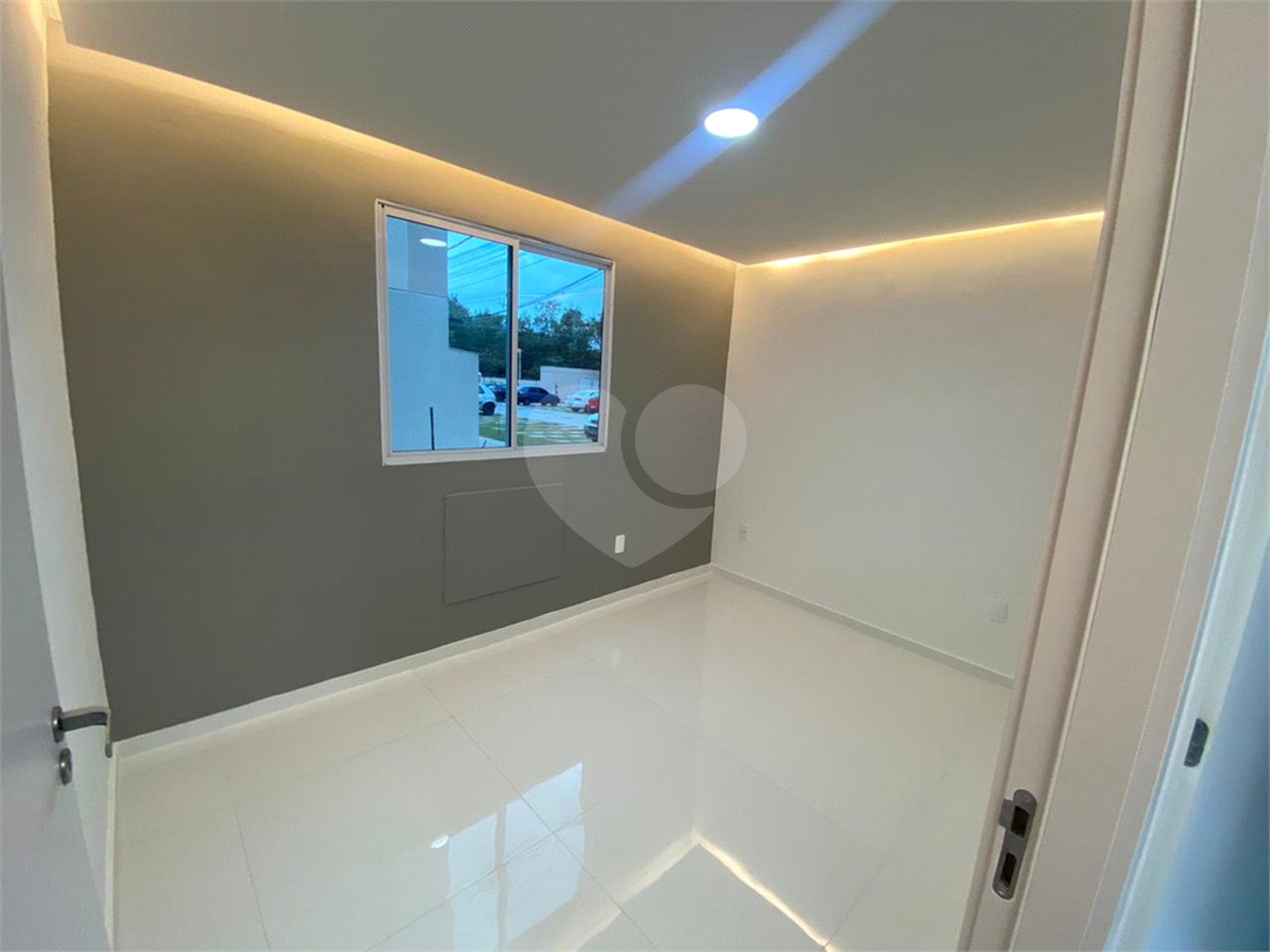 Apartamento à venda com 2 quartos em Santíssimo, Rio de Janeiro, RJ