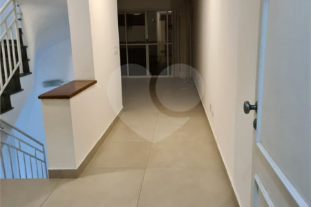 Casa à venda com 3 suítes no condomínio Residencial Courtyard Village, São Paulo - SP