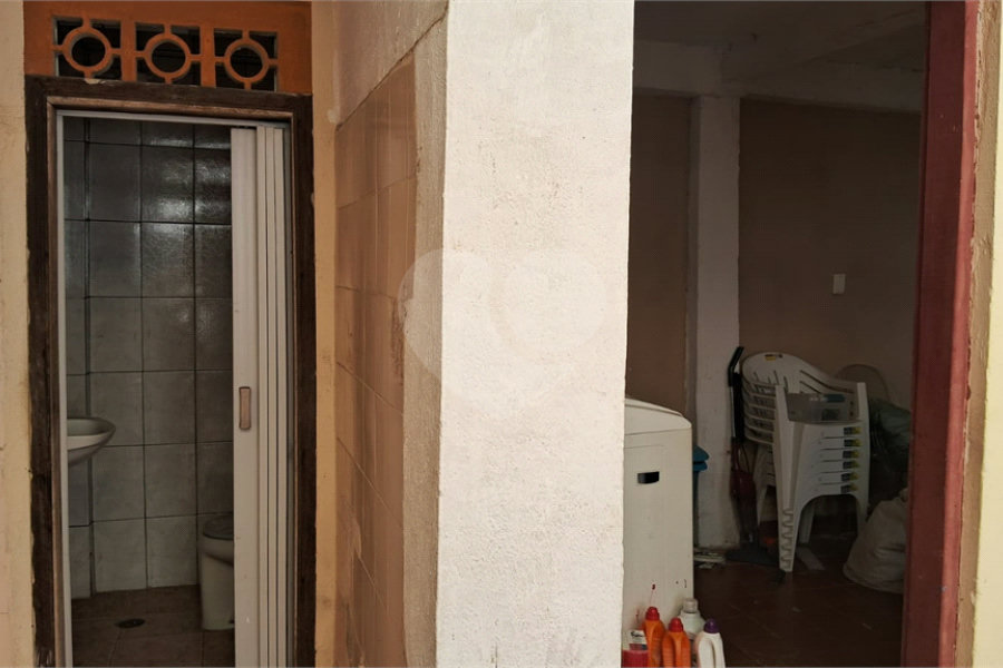 Sobrado à venda com 2 quartos, sendo 1 suíte, em Tremembé, São Paulo, SP
