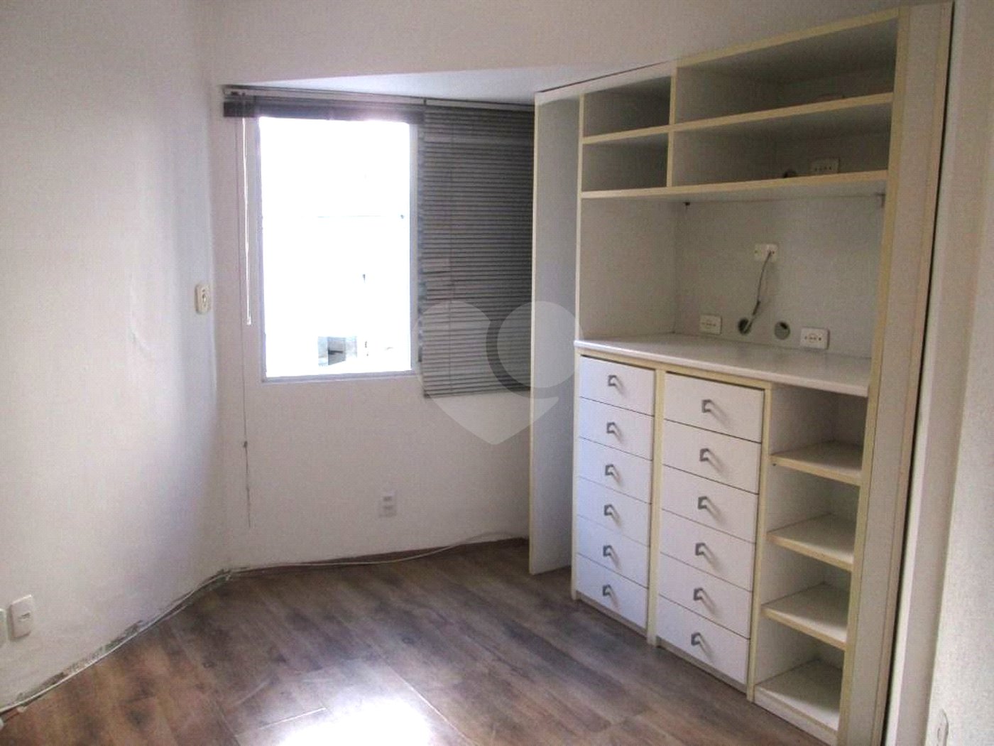 Apartamento à venda com 3 quartos, sendo 1 suíte,  em Paraíso, São Paulo, SP