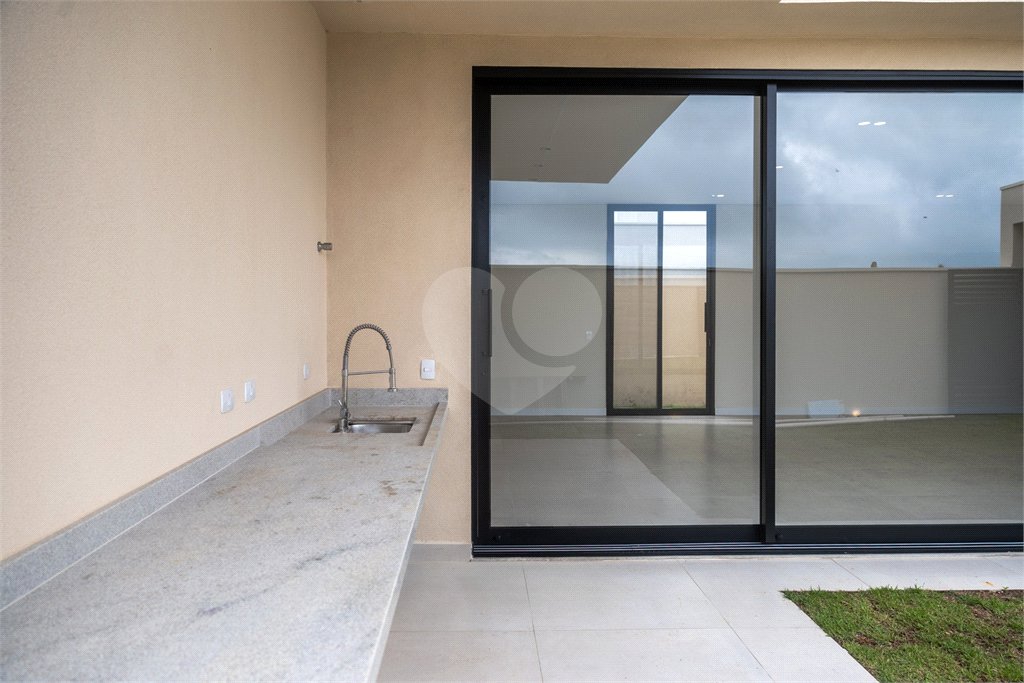 Casa à venda com 3 suítes no condomínio Villagio Azzure, Itupeva - SP