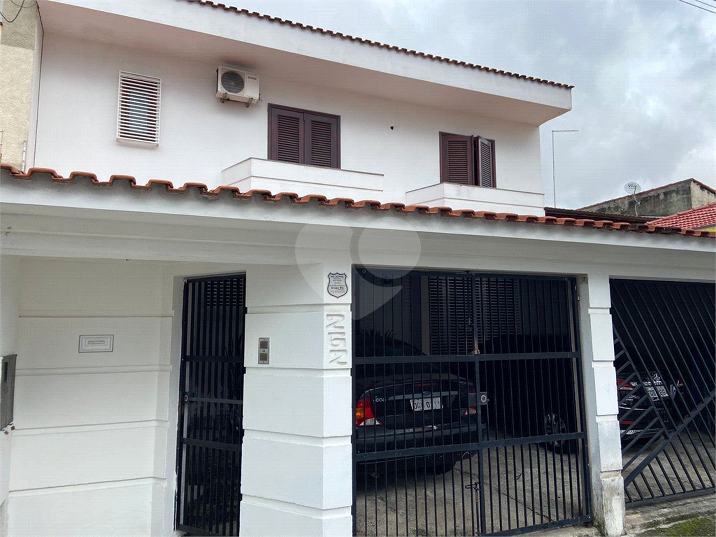 Casa à venda com 4 quartos, sendo 2 suítes, em Vila Mogilar, Mogi das Cruzes, SP