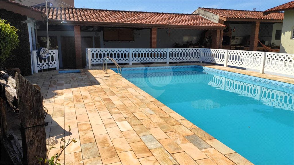 Casa Térrea para alugar com 3 quartos, sendo 1 suíte, em Jardim Alvinópolis, Atibaia, SP