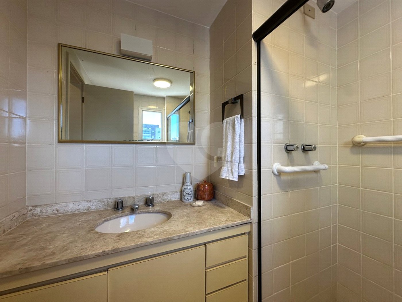 Apartamento à venda com 3 quartos, sendo 2 suítes, em Vila Clementino, São Paulo, SP