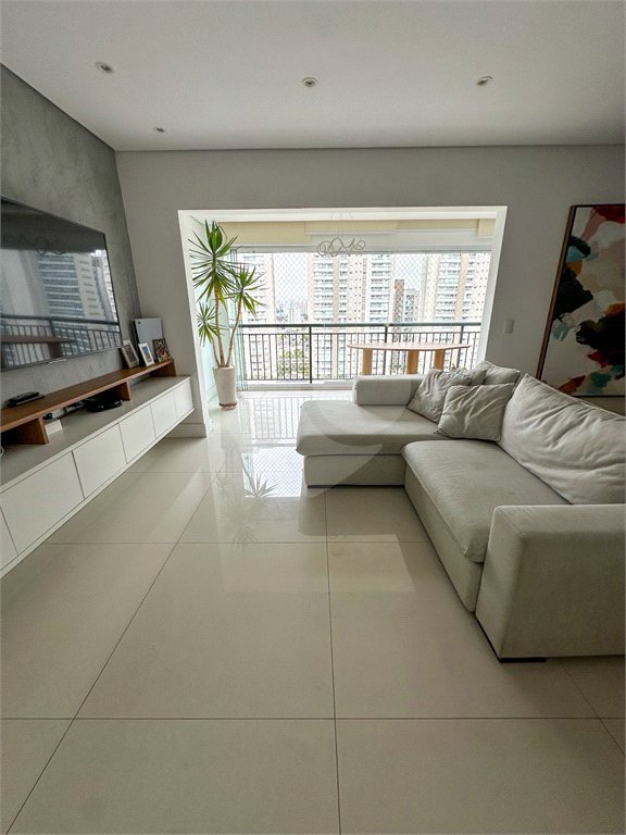 Apartamento à venda com 3 quartos, sendo 1 suíte, no Centro, São Bernardo do Campo, SP