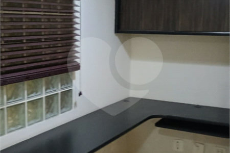 Apartamento para alugar com 3 quartos, sendo 1 suíte, em Cerqueira César, São Paulo, SP