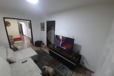 Casa à venda com 3 quartos, sendo 1 suíte,  em Vila Figueira, Suzano, SP