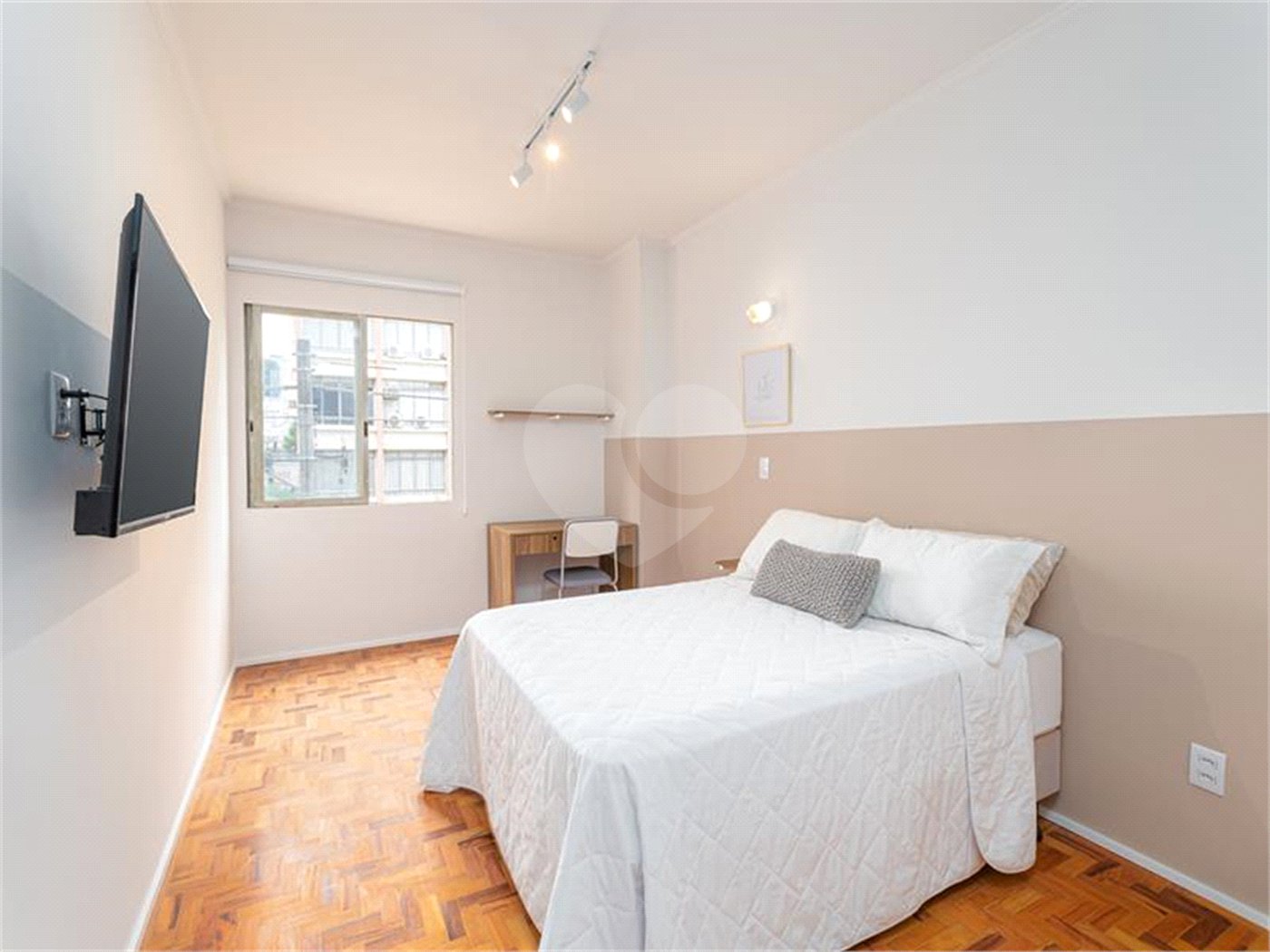 Apartamento à venda com 4 quartos, sendo 2 suítes, em Pinheiros, São Paulo, SP