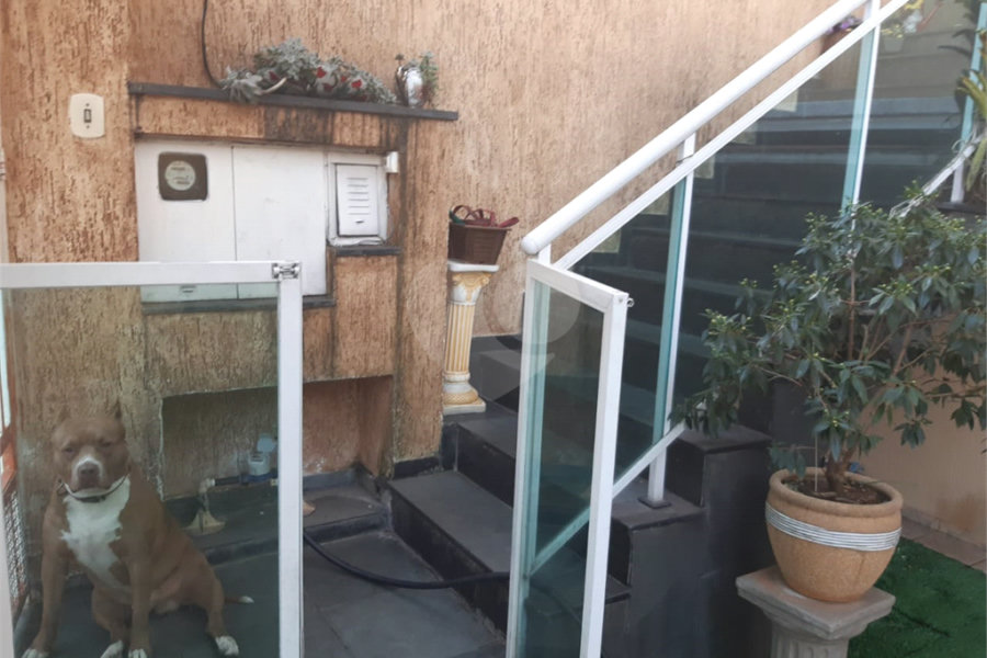 Sobrado à venda com 2 quartos, sendo 1 suíte, em Horto, São Paulo, SP