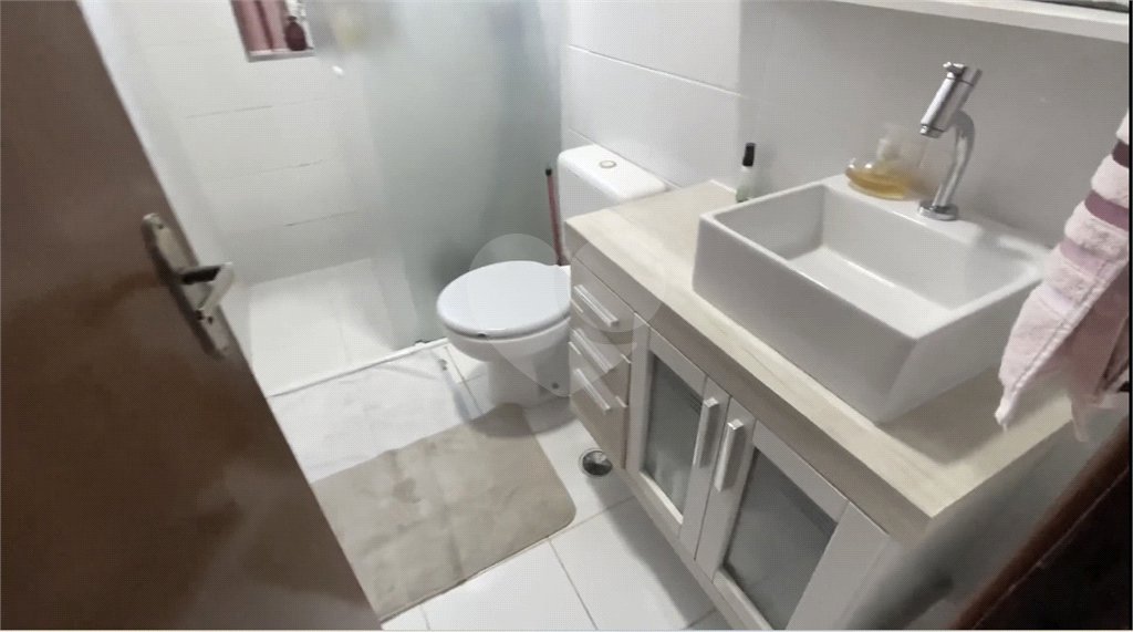 Sobrado à venda com 3 quartos, sendo 1 suíte, em Parque Novo Mundo, São Paulo, SP